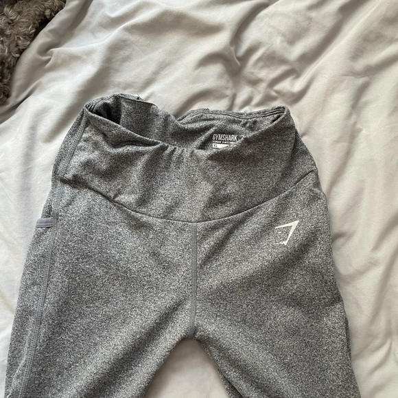 XS GYMSHARK LEGGINGS - Picture 3 of 4